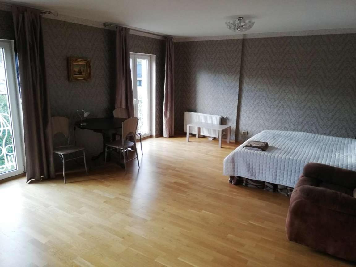 Oti Guesthouse Tallinn Exteriér fotografie