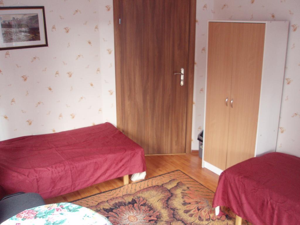 Oti Guesthouse Tallinn Pokoj fotografie